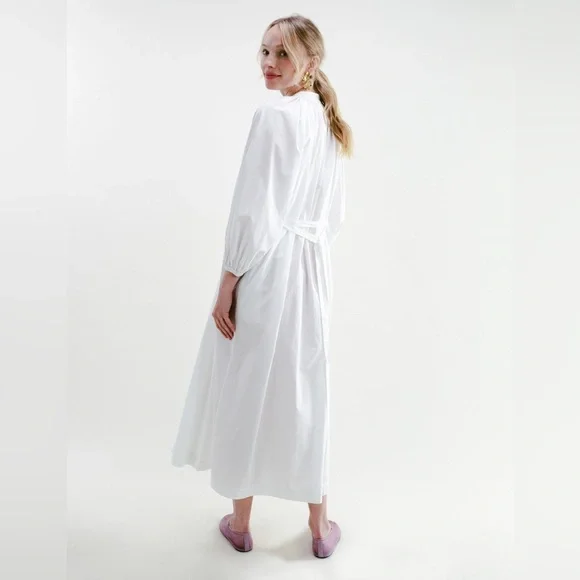 Darling Society • White Balcony Dress - Picture 4 of 8